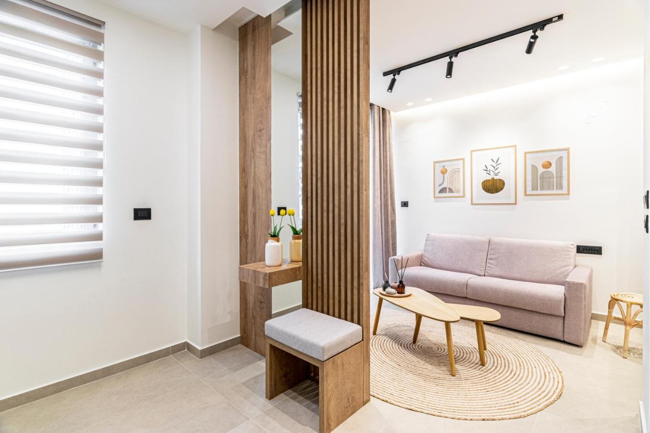 Clic - Comfort Luxury In City Of Янина Экстерьер фото